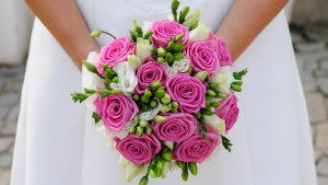 Wedding_Bouquet_of_roses_for_the_bride